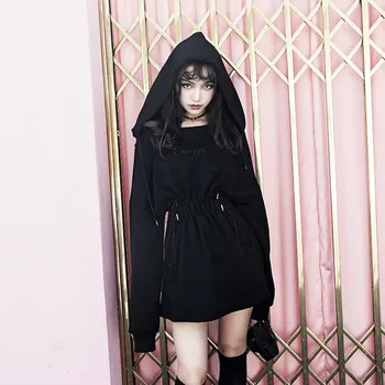 2020 Nové Jeseň Zima Ženy Gotický Dievčatá Punk Mini šaty Vysokej kvality Dlhý rukáv Mimo Ramenný sexy Čierne šaty Módne