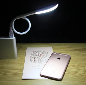 USB rozhranie malá stolná lampa, ľahko sa prenáša a praktické, dotykový spínač osvetlenia LED nočné svetlo
