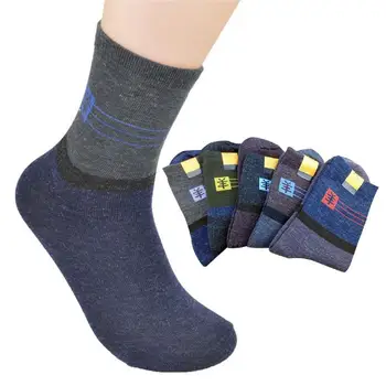 1 pár náhodných farieb (pánske, štýl, + hrubé vlnené nové zimné vlnené ponožky) a na jeseň ponožky imitácia K0S0