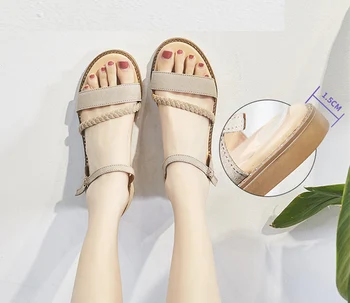 Dámske sandále 2020 letné módne a pohodlné študentov dievčatá Sandály Jednoduchosť ploché jediným krásne osobnosti trend shoekq