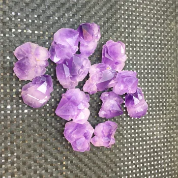 Špeciálna ponuka 7pcs prírodné kamene a minerály, ametyst kremeň malé klastra roztomilý kvet liečivé kryštály pre veľkoobchod