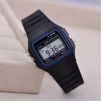 Relojes Luxusné Nový Dizajn Značky LED Hodinky Muži Ženy Lacné Módne Elektronické Digitálne Športové Hodinky Život Nepremokavé náramkové hodinky