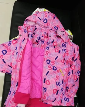 Dievčenské stormcoat vymeniteľné tri-v-jednom bavlna-čalúnená bunda veľké dieťa hrubé bavlna-čalúnená snowsuit -30